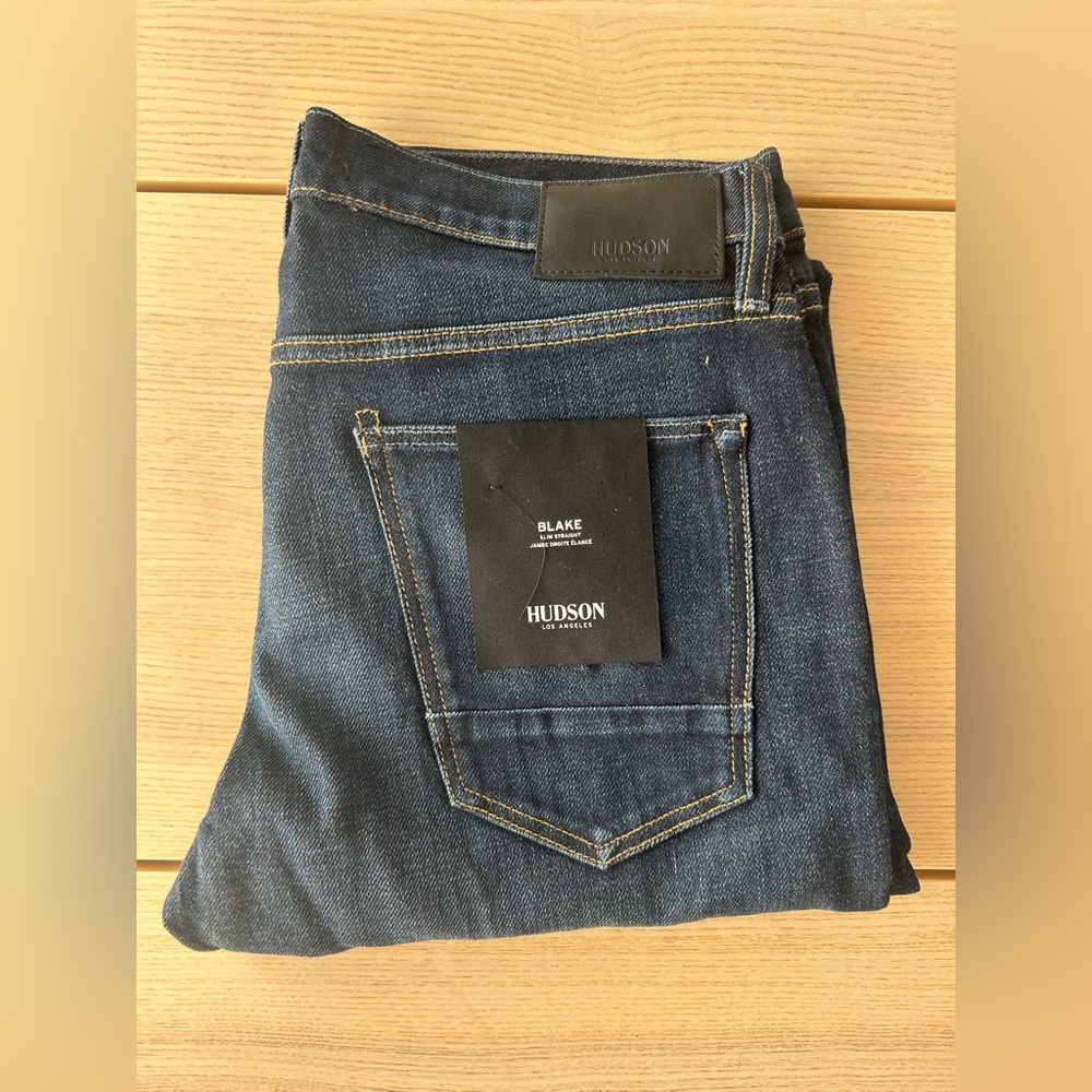 NWT Hudson Jeans Men's Blue Jeans Blake Slim straight victory